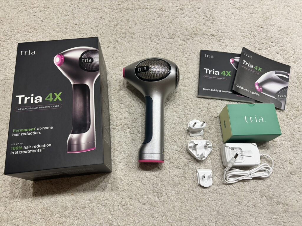 トリア4X第2世代の外箱と付属品一式